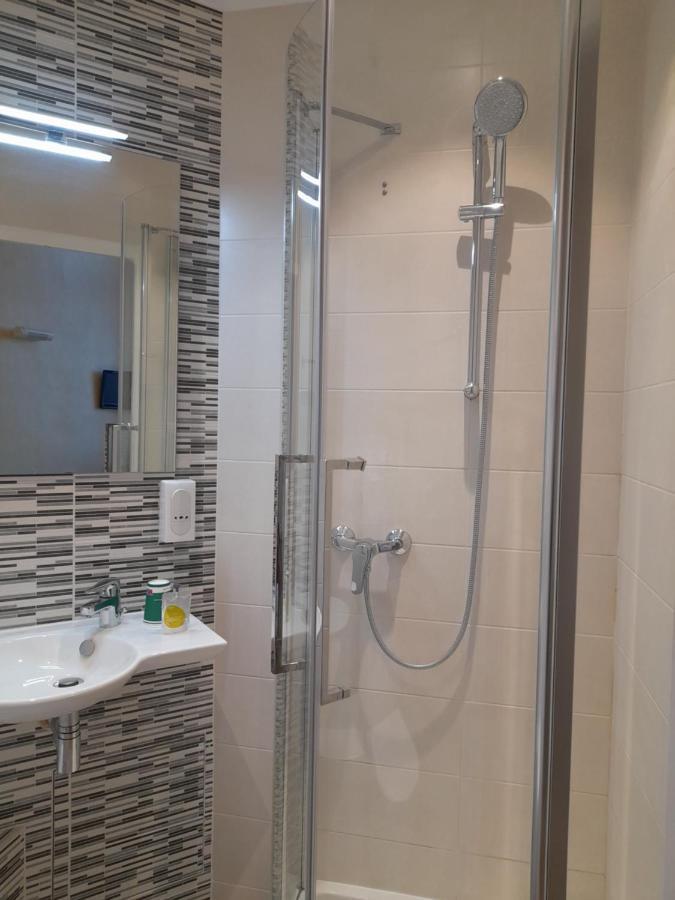 Hotellerie Saint Yves Hotel Chartres