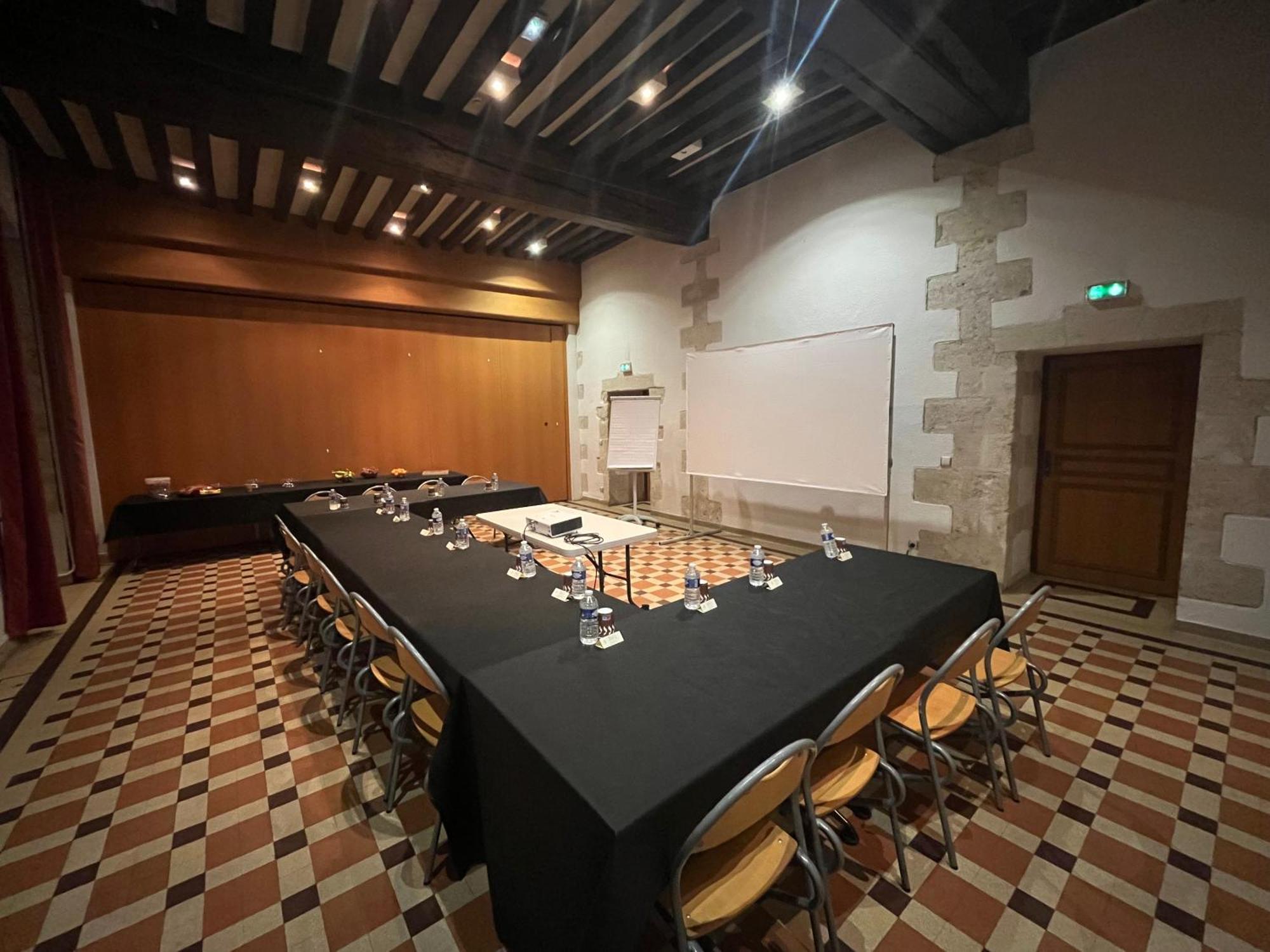 Hotel Hotellerie Saint Yves 3*