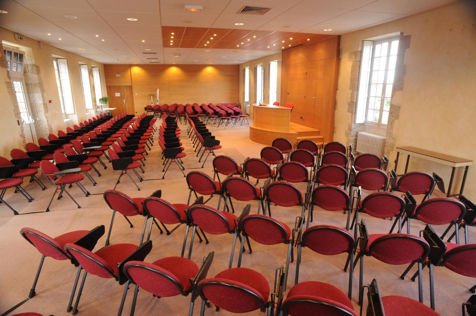 Hotel Hotellerie Saint Yves 3*