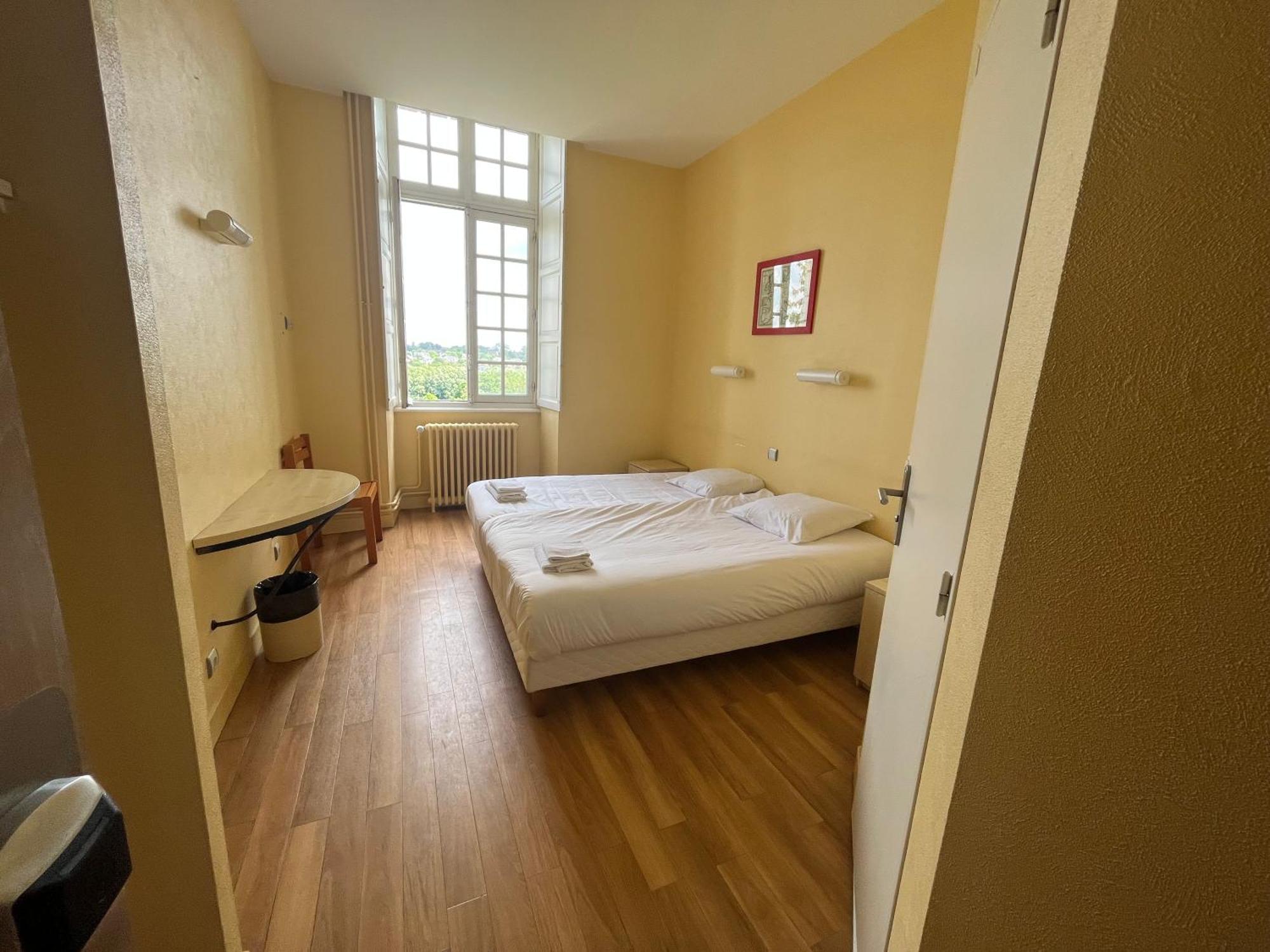 Hotellerie Saint Yves Chartres