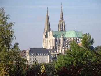 Hotellerie Saint Yves Hotel 3*