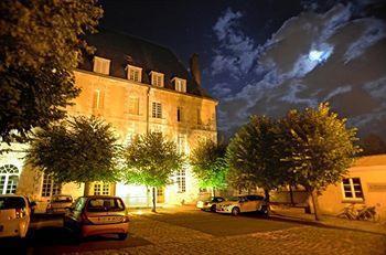 Hôtellerie Saint Yves Hotel