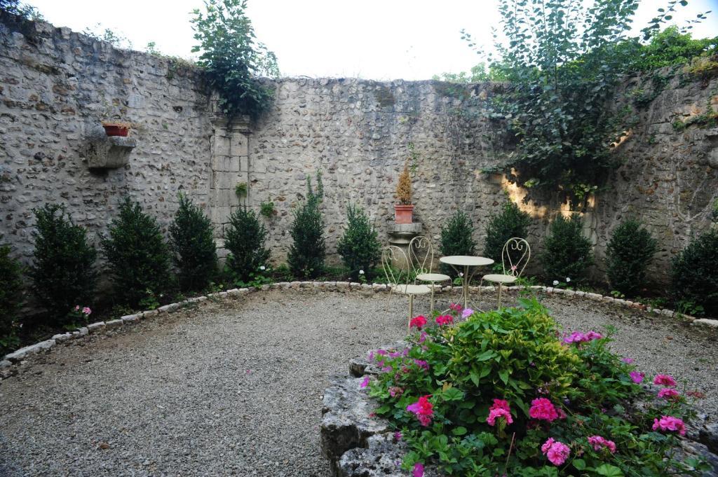 Hotel Hôtellerie Saint Yves Chartres