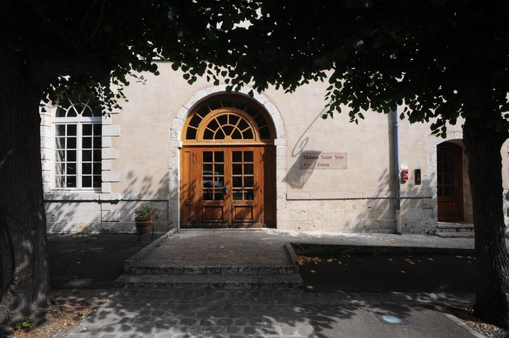Hôtellerie Saint Yves Hotel