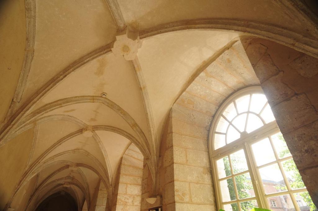 Hotellerie Saint Yves Chartres